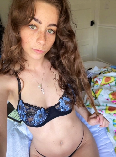 thereneerose
